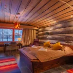 Arctic Lomakeskus 3*